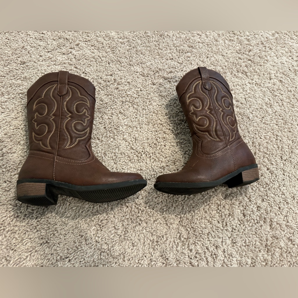 Girls Good Used Condition Cowboy Boots